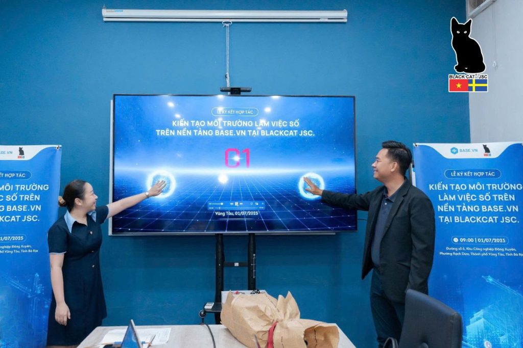 Ms. Dao Thi Thanh Truc – Vice Director of Black Cat JSC – and a representative from Base.vn performed the project kick-off ceremony with the message “Building a Digital Workplace on the Base.vn Platform at Black Cat JSC,” marking the official start of the Company’s comprehensive digital transformation journey.