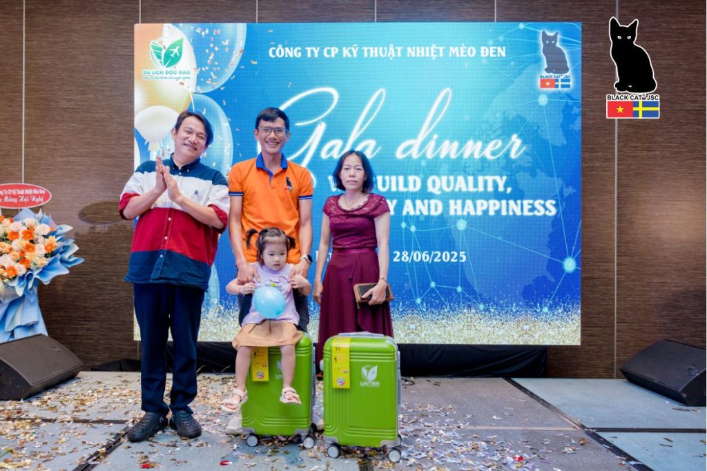 The Lucky Spin game at Black Cat JSC’s Gala Dinner featured a variety of exciting prizes.
