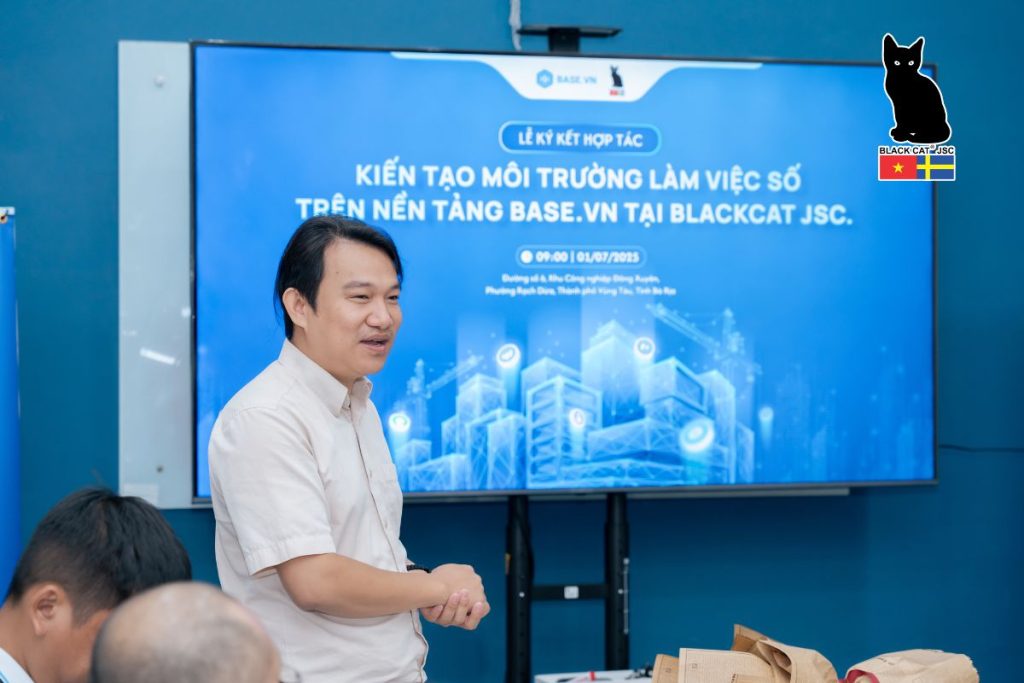 Mr. Le Xuan Man – Director of Black Cat JSC – delivered a speech at the digital transformation project kick-off, emphasizing the Company’s commitment to building a modern and efficient workplace.