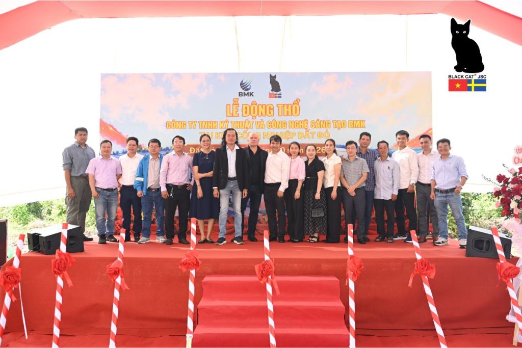 The BOD and management team of Black Cat ® JSC pose for a commemorative photo, marking the groundbreaking of the new factory.